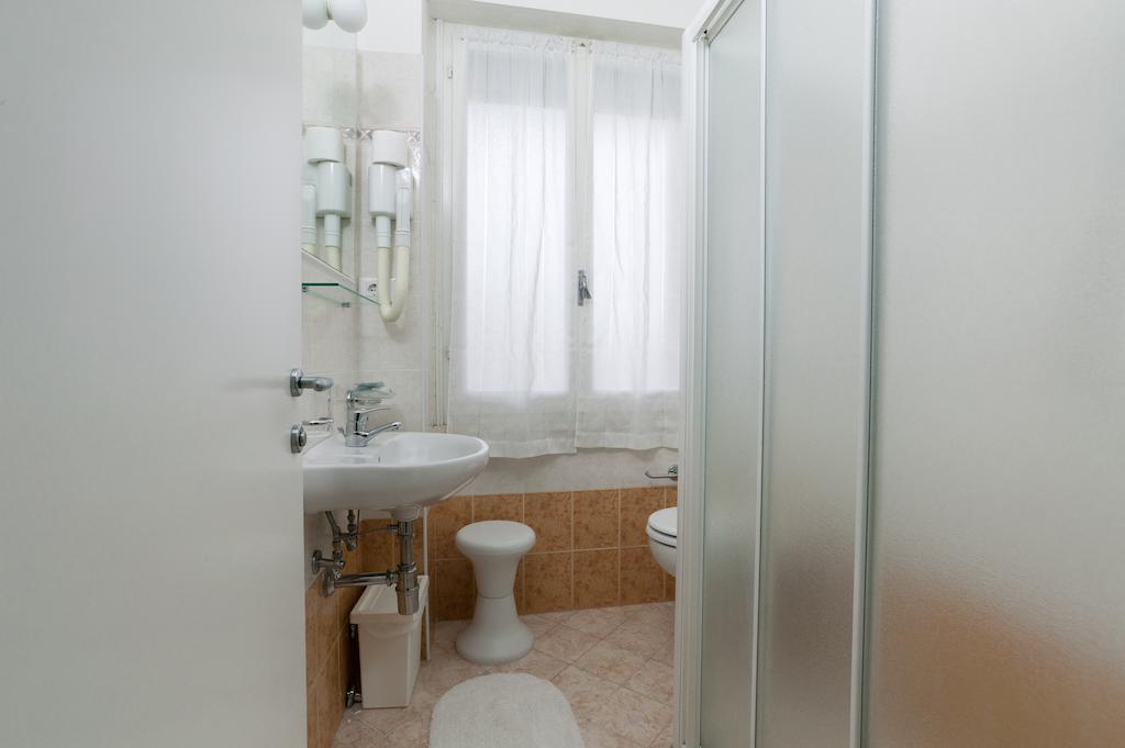 Hotel Globus Cesenatico Phòng bức ảnh
