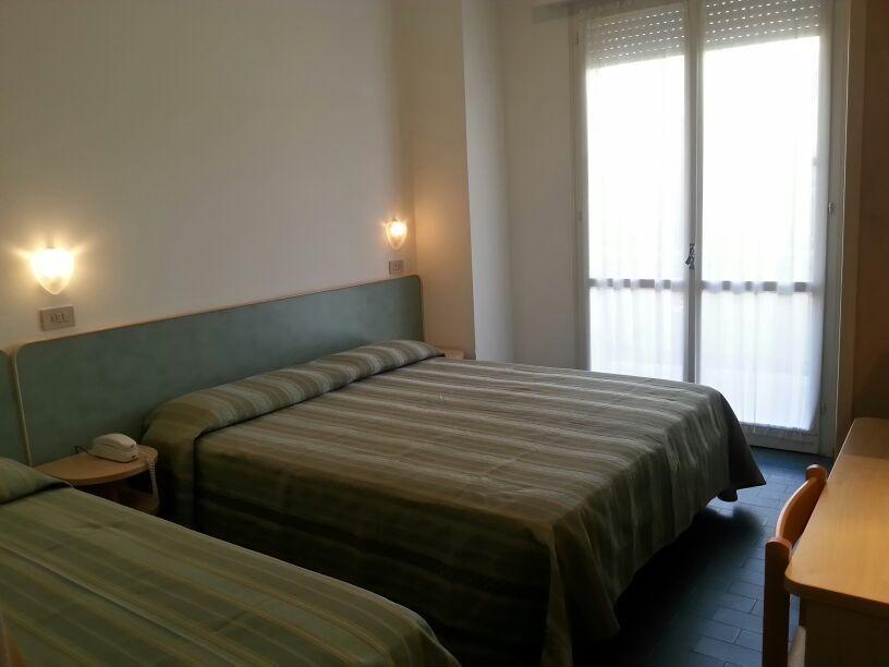 Hotel Globus Cesenatico Phòng bức ảnh